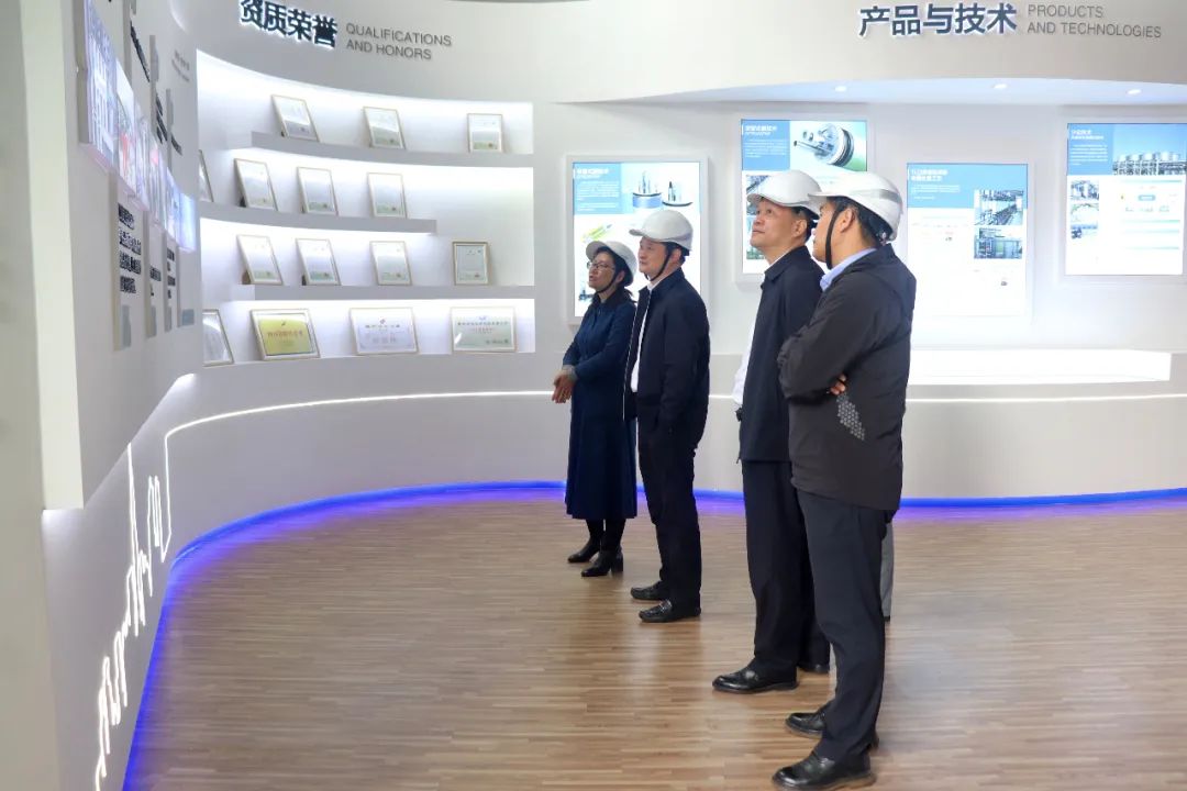 首創(chuàng)環(huán)境、東方電氣領(lǐng)導聯(lián)袂考察碩特環(huán)保